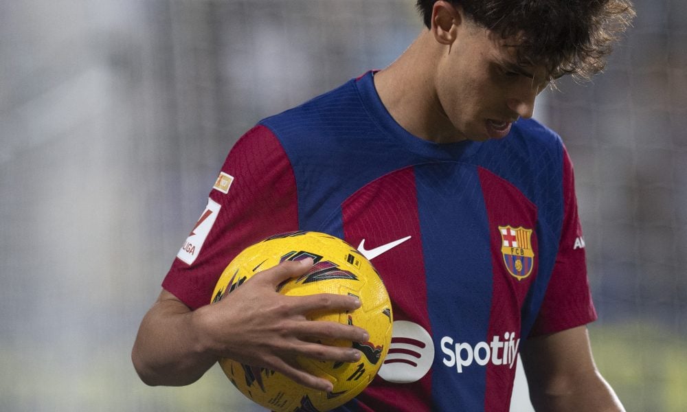 Barcelona in quandary as superagent imposes condition over future of two players