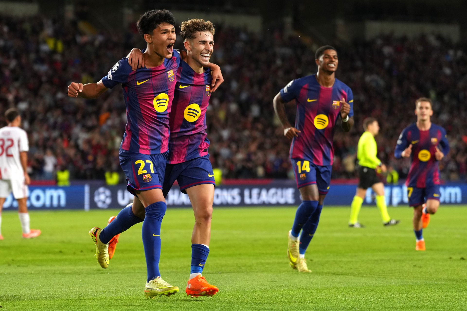 Exit-bound Barcelona talent training in isolation without any coach ...