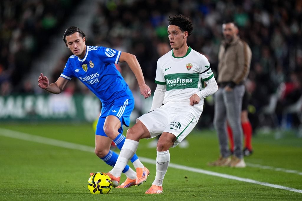 Hector Fort, estrela do Elche e emprestado pelo Barcelona