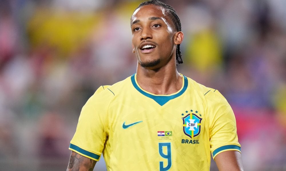 Barcelona believe they can sign Premier League forward for around 70 million | Barca Universal