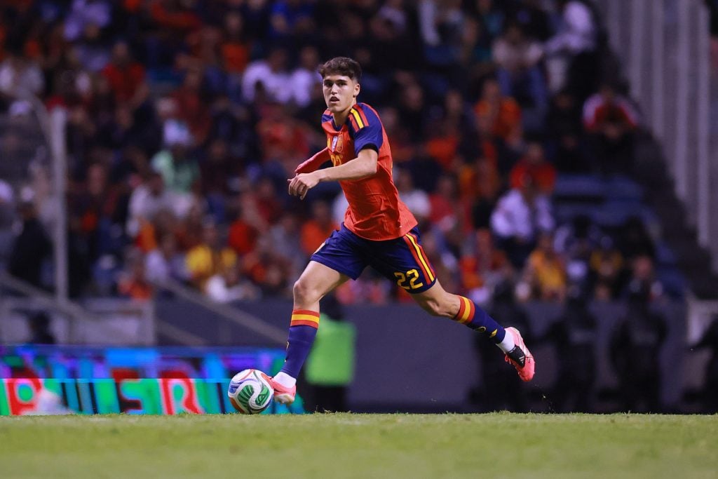 Jogador de Pau Coombarsi, Barcelona e Espanha