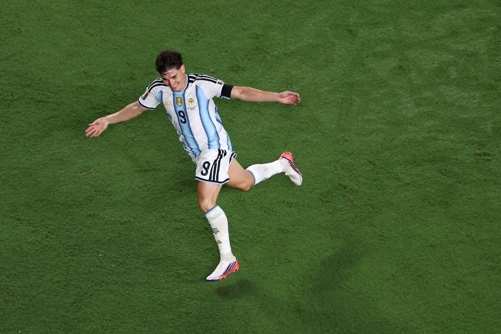 Jogador de Julian Alvarez, Atlético de Madrid e Argentina