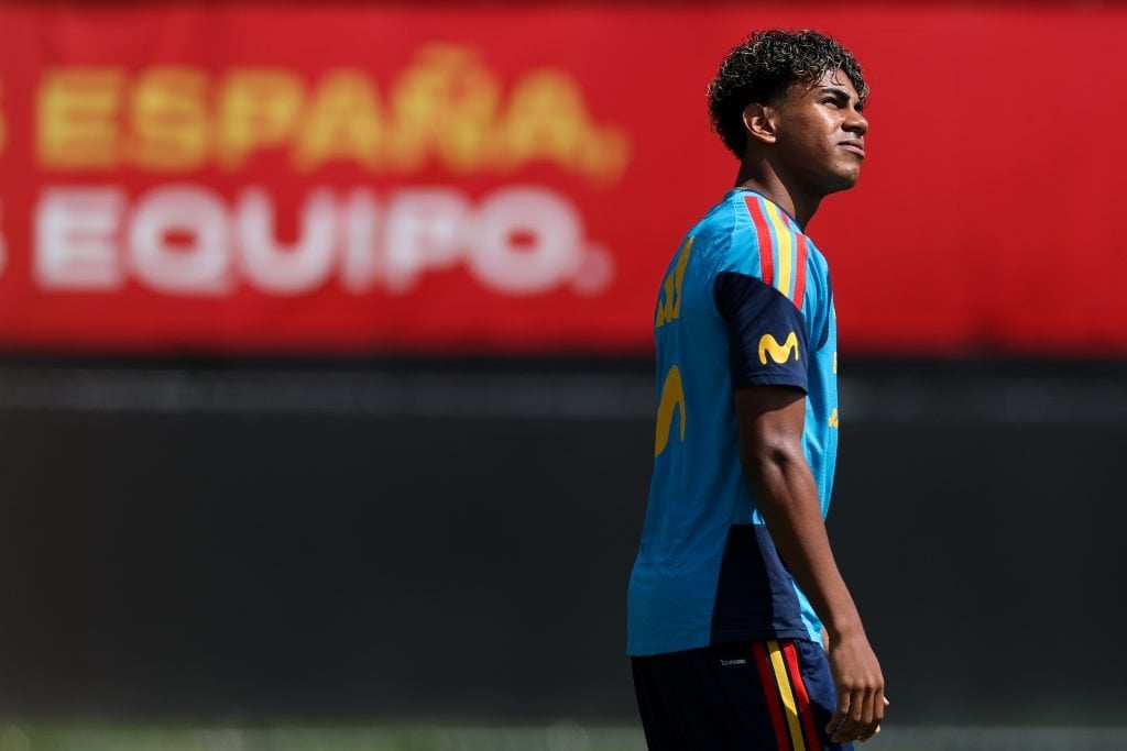 Estrela de Lamine Yamal, Barcelona e Espanha
