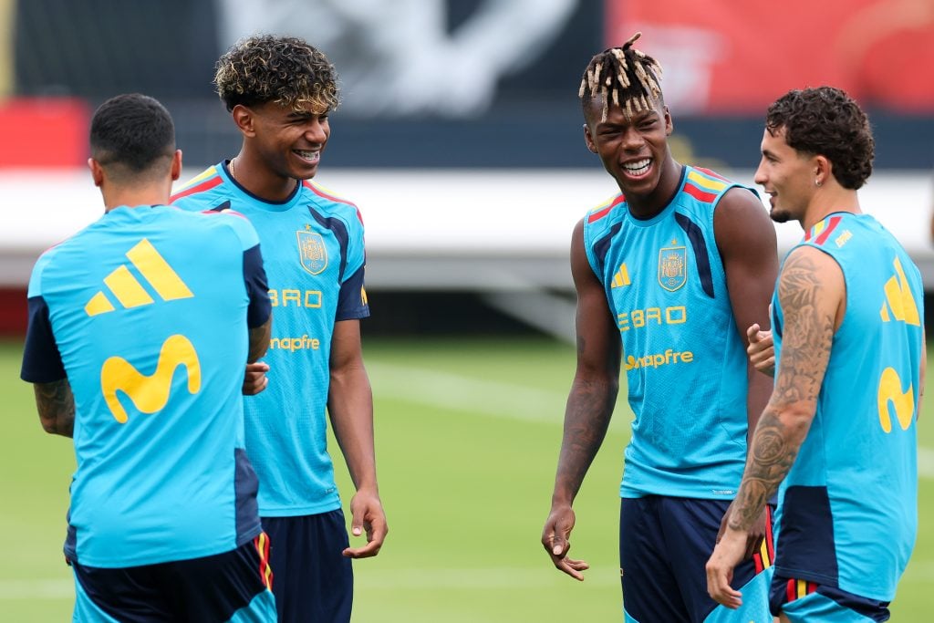 Na Espanha, Nico Williams, Lamine Yamal e Yeremy Pino estrelam