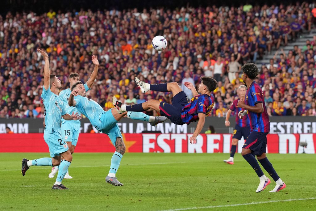 Pau Cubarsi, Barcelona player