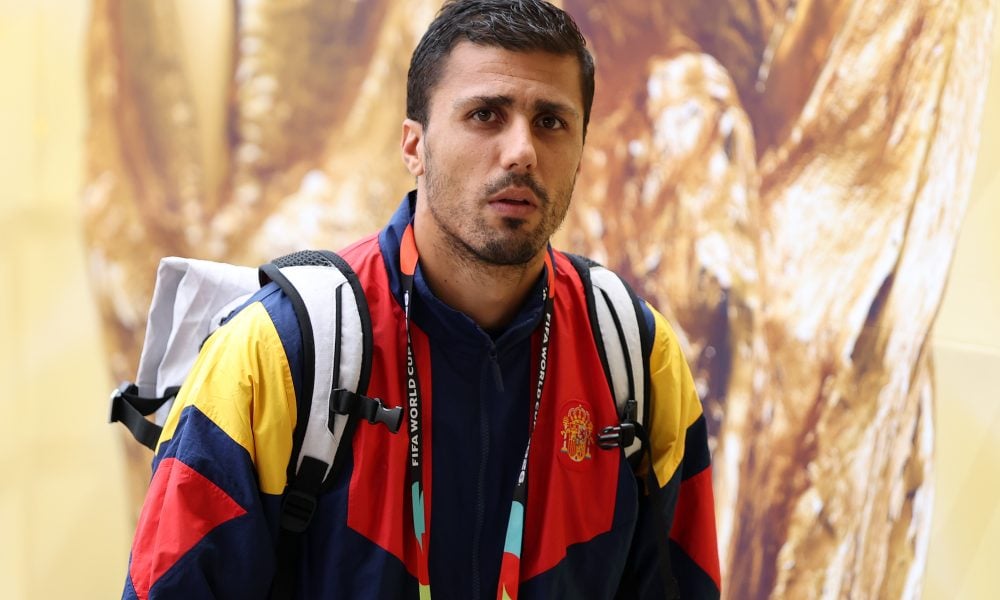 Rodri and Cancelo Land in Barcelona, With the Medicals Split Over Two Days
