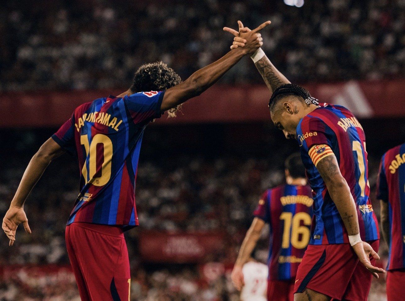 Raphinha 10, Yamal 9 | Sevilla 1-3 Barcelona: Player Ratings | Barca Universal