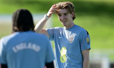Anthony Gordon, Barcelona and England star