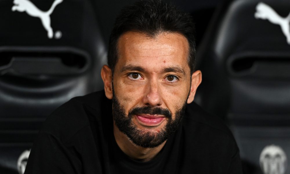 Valencia manager highlights Barcelona quality ahead of La Liga clash – “They are the champions”