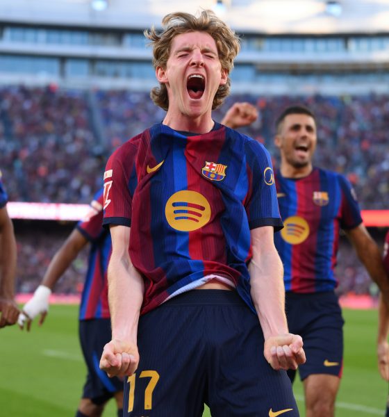 Anthony Gordon of FC Barcelona